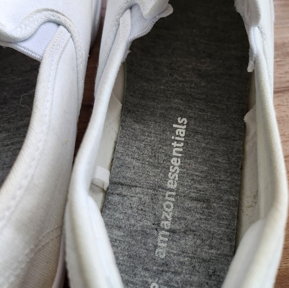 Womens White slip on Amazon essentials sneaker 8 - Picture 5 of 9